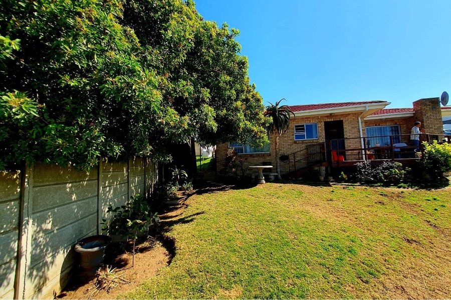 2 Bedroom Property for Sale in Dana Bay Western Cape